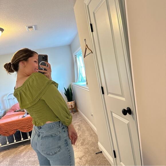 Ramy Brook Green Smocked Long Sleeve Crop Blouse Top Medium - Picture 3 of 10